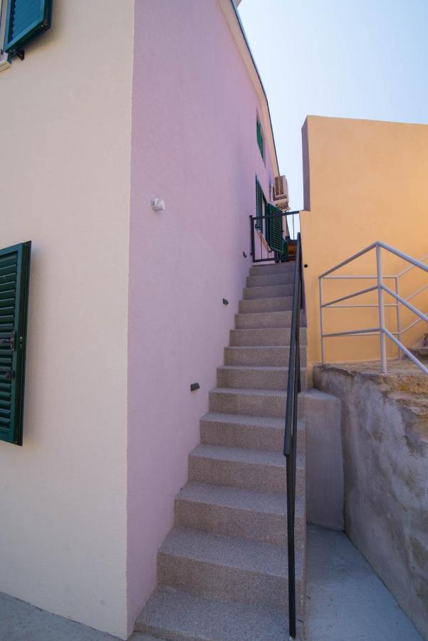 Ivana C6 Veli Lošinj 外观 照片